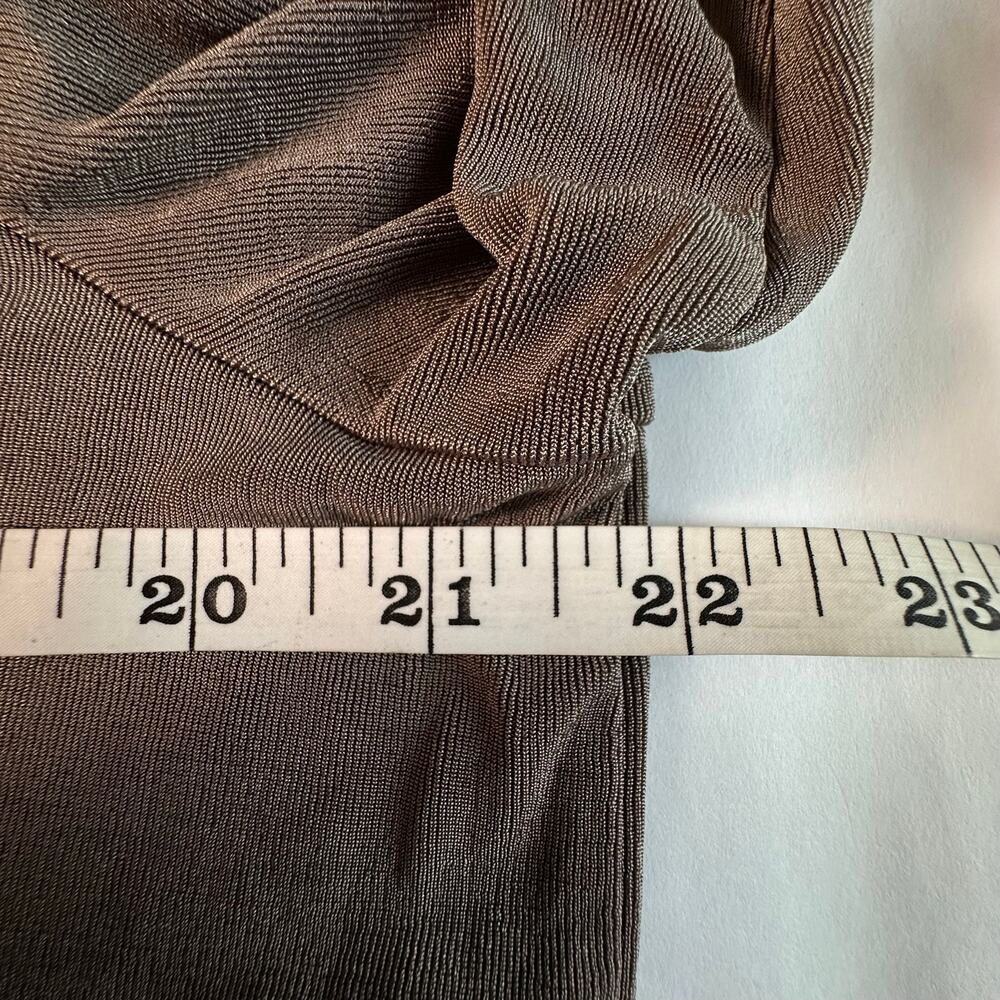 Travelers Chico’s Tunic Top 3 Brown Quiet Luxury Minimalist Lagenlook Satin Hem - Picture 9 of 9